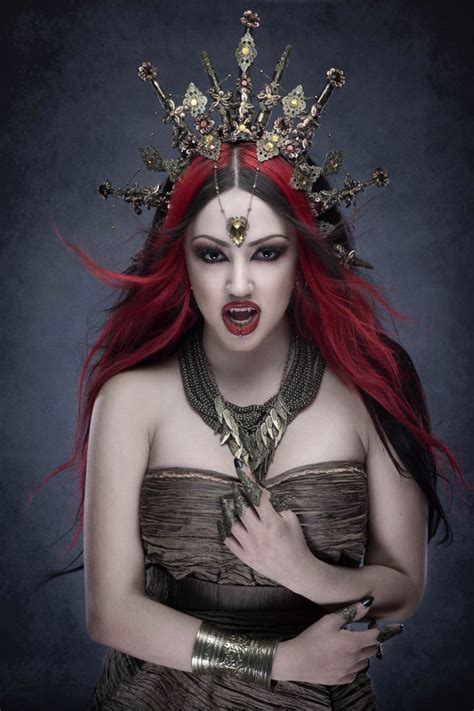 Queen of the Damned Gothic Vampire Headdress Tiara