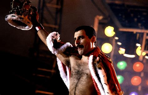 Queen Photos | Queen, Music, Freddie Mercury, Brian May ...