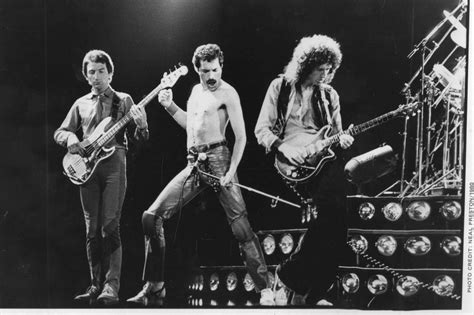 Queen’s Brilliant “A Night At The Opera!” Freddie Mercury ...