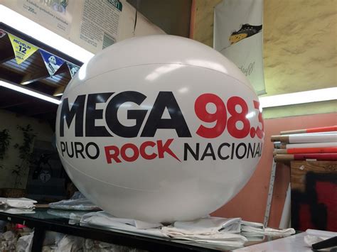 RADIO MEGA | Globos Publicitarios