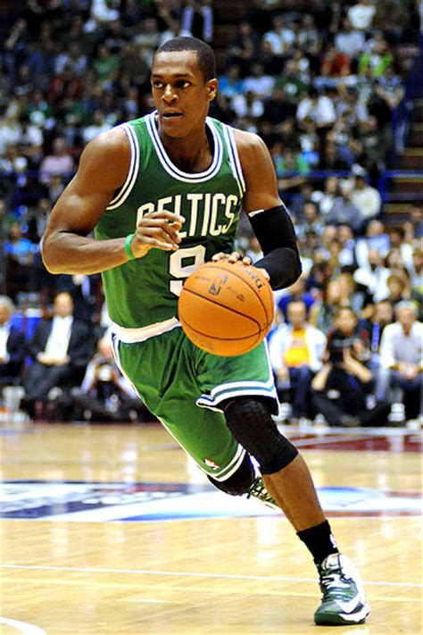 Rajon Rondo steps out of shadows as Boston Celtics  leader