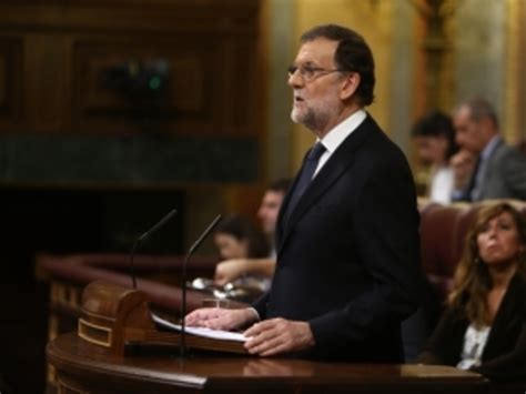 Rajoy anuncia nueva subasta de renovables