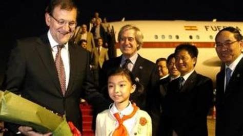 Rajoy llega a China con un ojo puesto en Catalunya y otro ...