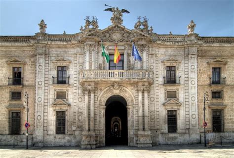 Real fábrica de Tabacos  Universidad    Sevilla, España ...