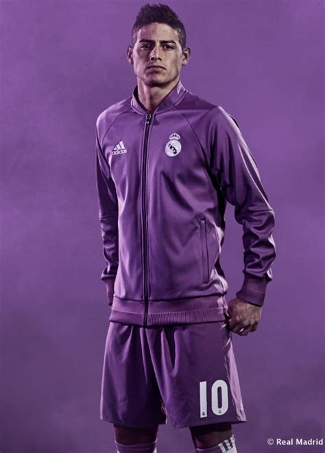 Real Madrid lança uniforme roxo para próxima temporada ...