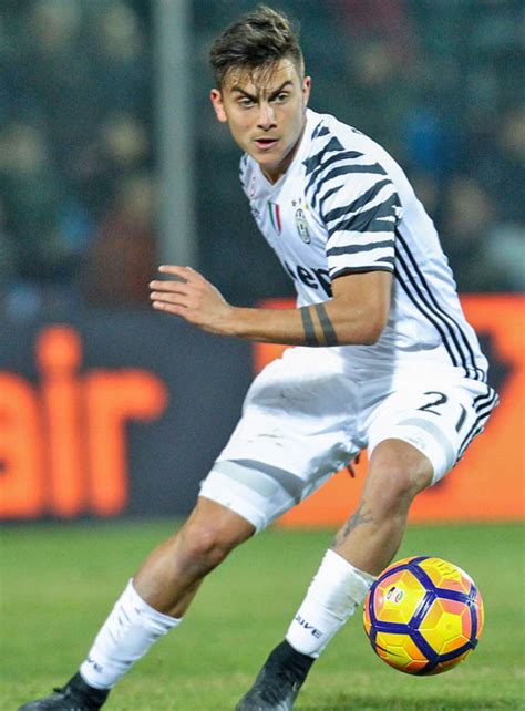 Real Madrid Transfer News: Dybala speaks out about ...