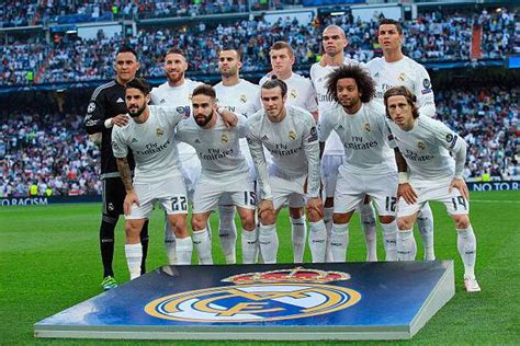 Real Madrid vs Barcelona: Los Blancos ideal XI