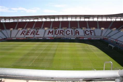Real Murcia vs Valencia Mestalla en vivo y en directo ...