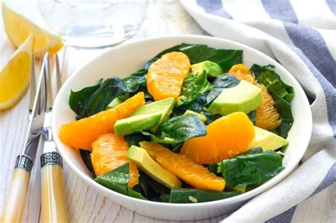 receta de ensalada con mandarina y aguacate | CocinaDelirante