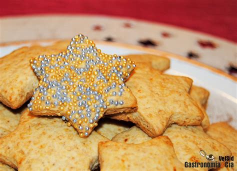 Recetas fáciles de galletas para hacer con niños en Navidad