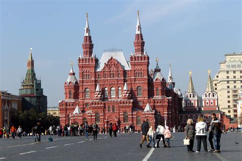 Recorrer la Plaza Roja de Moscú | Un Mundo Pequeño