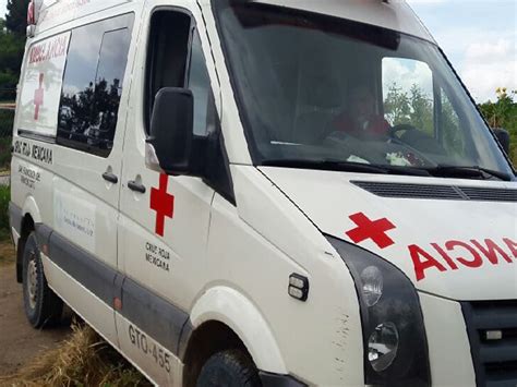 Recuperan en León ambulancia de la Cruz Roja robada en San ...