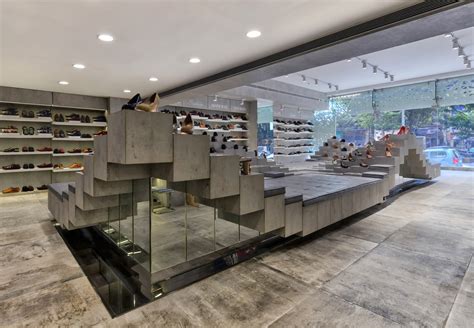 Regal shoes Showroom Design | NUDES   The Architects Diary