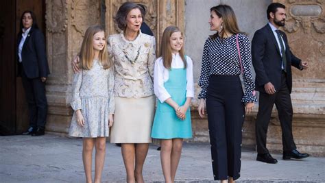 Reina Letizia: La reina Sofía resta importancia a lo ...