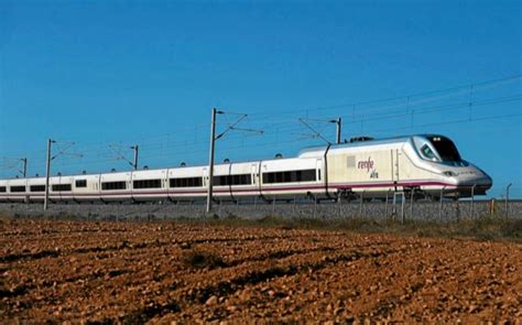 Renfe garantiza el 72% de los trenes AVE y Larga Distancia ...