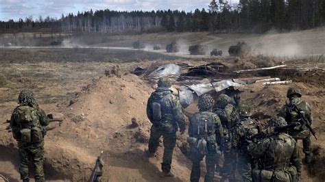 Reportaje: Tambores de guerra en el Báltico | EL PAÍS Semanal