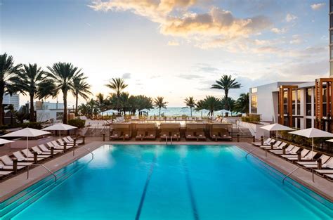 Resort Eden Roc Miami, Miami Beach, FL   Booking.com