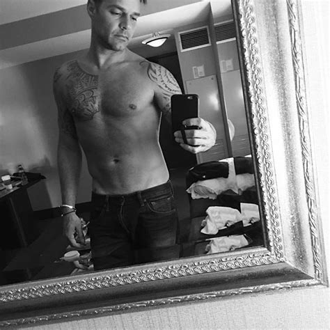 Ricky Martin Instagram Pics January 2016 160114 01 | Male ...