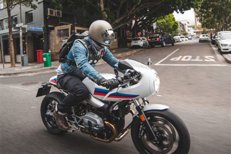 Ride Report: The 2017 BMW R nineT Racer | Bike EXIF