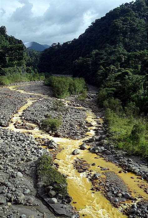Rio Sucio  Costa Rica  — Wikipédia