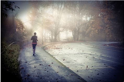 Rise And Run: How To Become A Morning Runner | Competitor.com