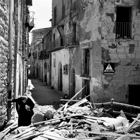 Robert Capa in Italia 1943 1944   FOTOgraphiaONLINE