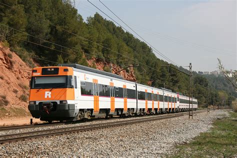 Rodalies de Cataluña y Port Aventura renuevan la oferta de ...