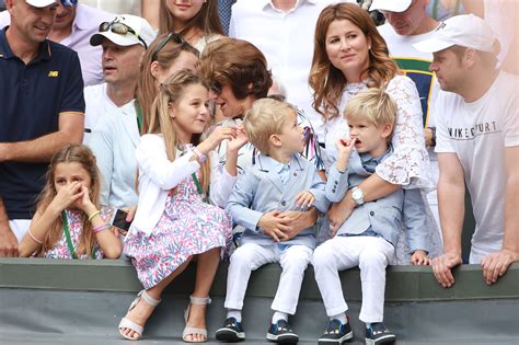 Roger Federer Shares Moment With Children After Title ...