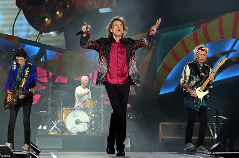 Rolling Stones play free Cuba gig in front of half a ...