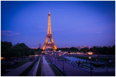 Romantic Paris ideas: why the sunset at Eiffel Tower is ...