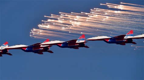 Rusia entrega seis aviones de combate MiG 29 a Serbia ...