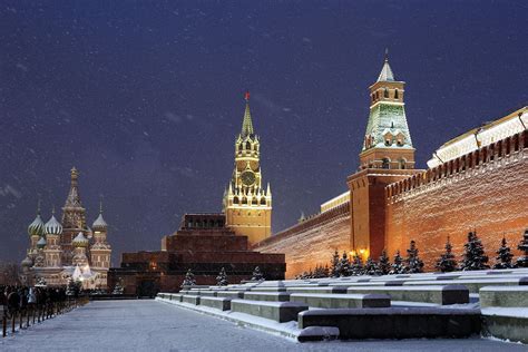 Russia s Mark Zuckerberg  takes on the Kremlin, comes to ...