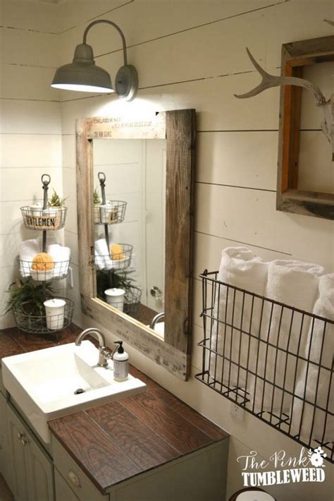 Rustic Farmhouse Bathroom Ideas   Hative