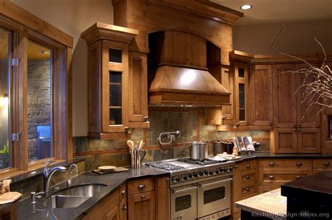Rustic Kitchen Designs   Pictures and Inspiration