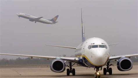 Ryanair y Vueling, las compañías con más vuelos retrasados ...