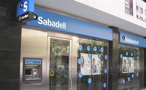 Sabadell cerrará 250 oficinas y ajustará hasta 800 empleos