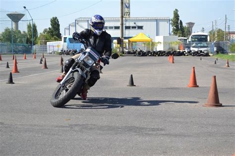 Sacar el carnet de moto por libre