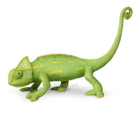 Safari Ltd. 261029 Veiled Chameleon Baby Toy Lizard ...