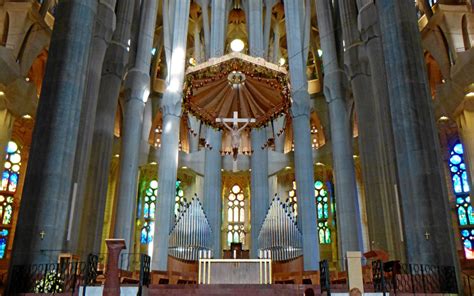 Sagrada Familia Altar Related Keywords   Sagrada Familia ...