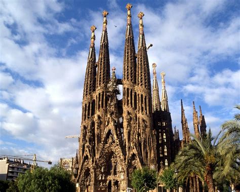 Sagrada Família Barcelona, Spain   Tourist Attractions
