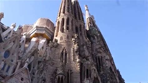 Sagrada Familia Barcelona Visiting the Cathedral and Up ...