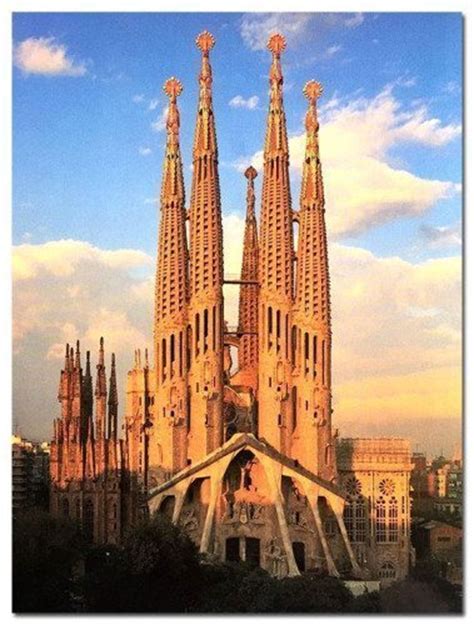 Sagrada Familia Facts   Is it worth a visit? No Set Address