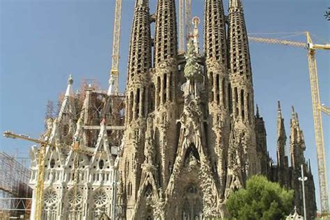 Sagrada Familia Gets Final Completion Date   2026 or 2028 ...