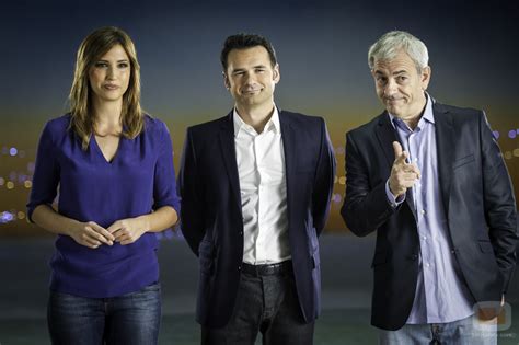 Sandra Sabatés, Iñaki López y Carlos Sobera en  Regálate ...