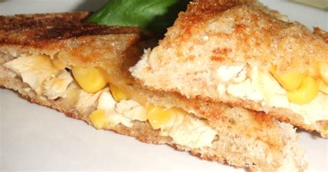 Sándwich de pollo, maíz y queso Receta de Cuqui   Cookpad