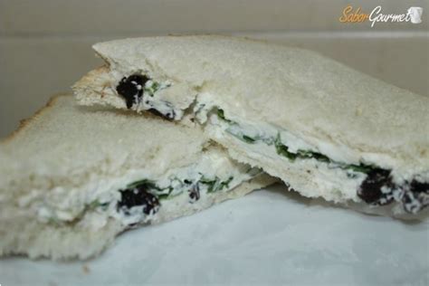 Sandwich de queso azul y rúcula Inspiración Rodilla ...