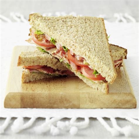 Sandwich de Tomate y Bacon