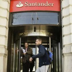 Santander ultima con los sindicatos el cierre de sus ...