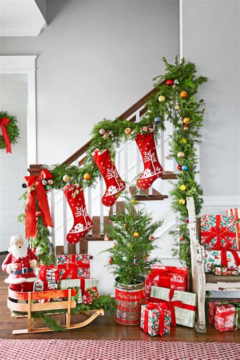 Scintillating Christmas Garland Decoration Ideas ...