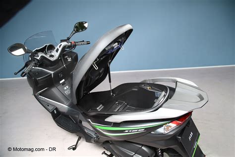Scooter Kawasaki J125 : acte de présence   Moto Magazine ...